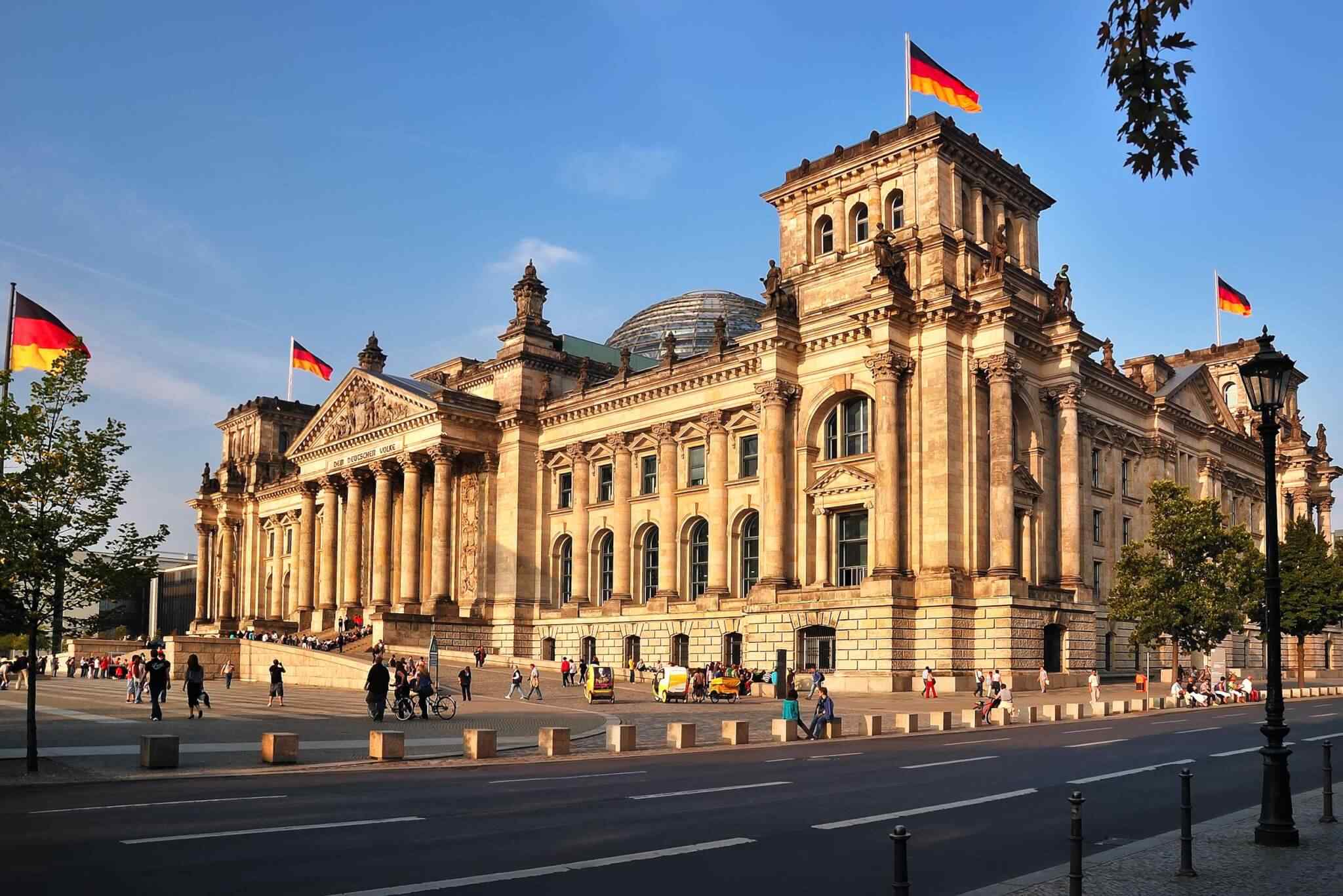 https://www.iberoamericaviaggi.it/wp-content/uploads/2018/09/destination-berlin-01.jpg